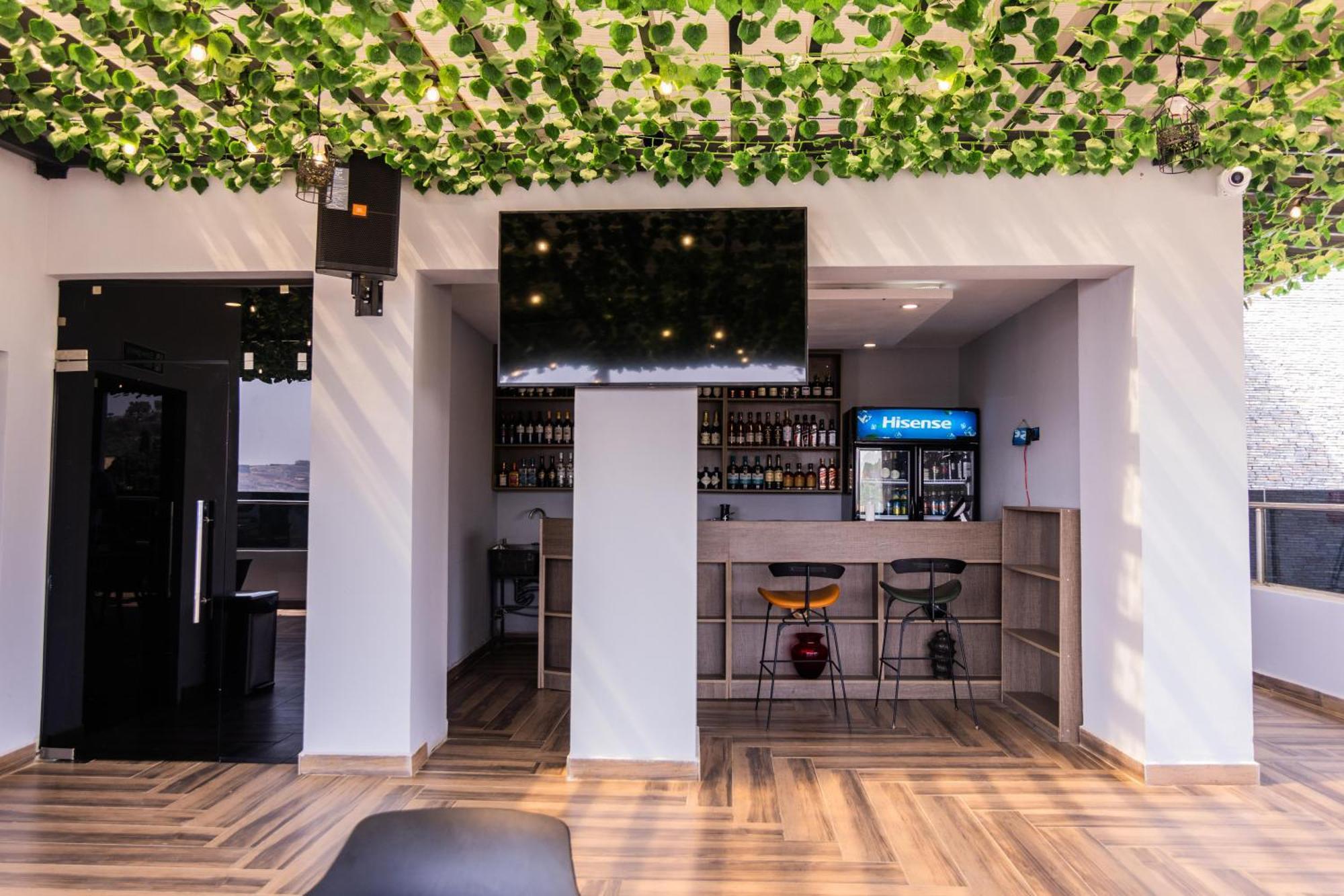 Bon Hotel Nest Garki II Абуджа Экстерьер фото