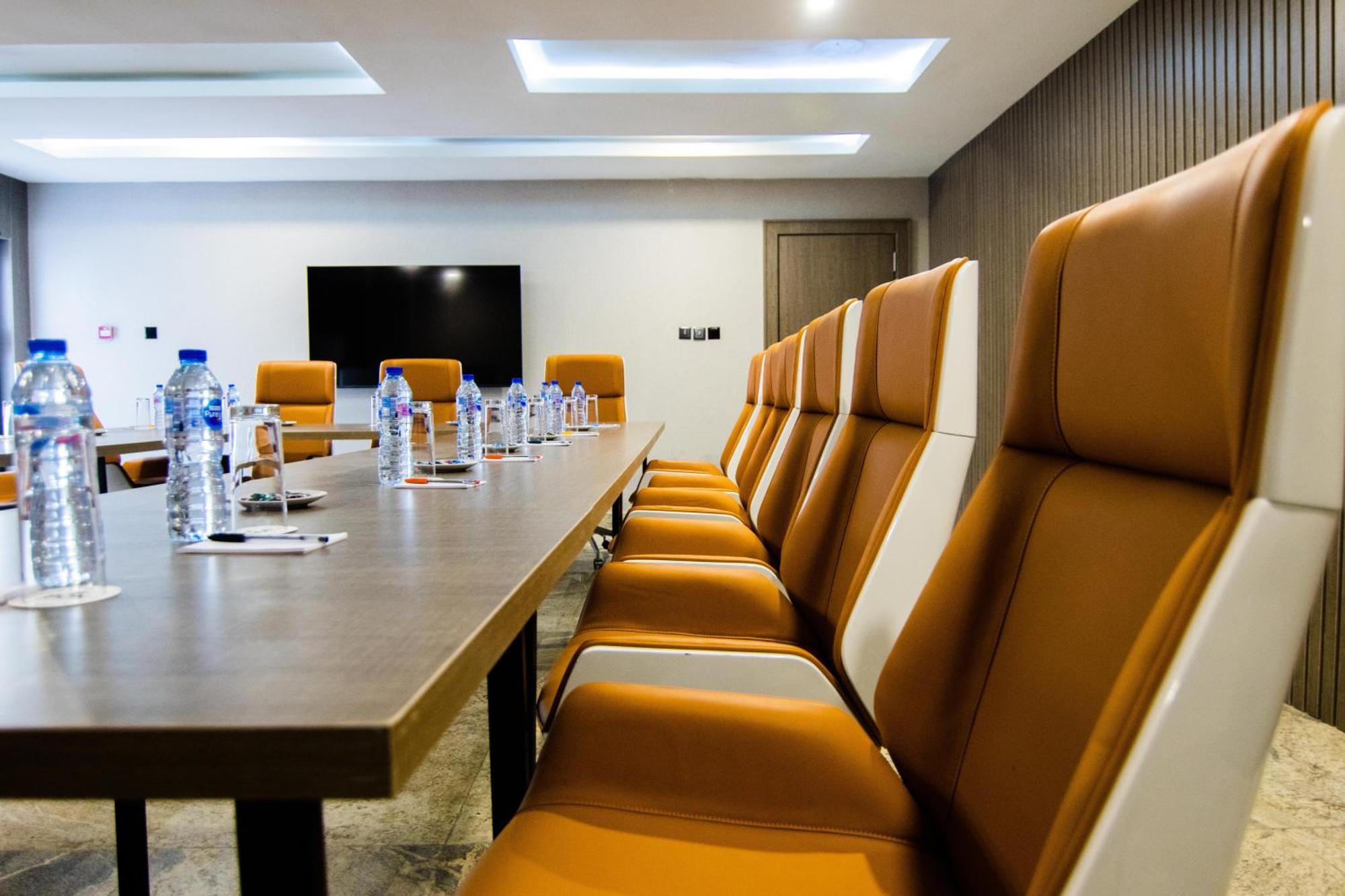 Bon Hotel Nest Garki II Абуджа Экстерьер фото